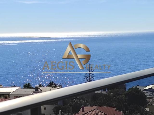 Apartamento T2 no Último Andar com Vista Mar no Garajau, Can. 72m² Santa Cruz
