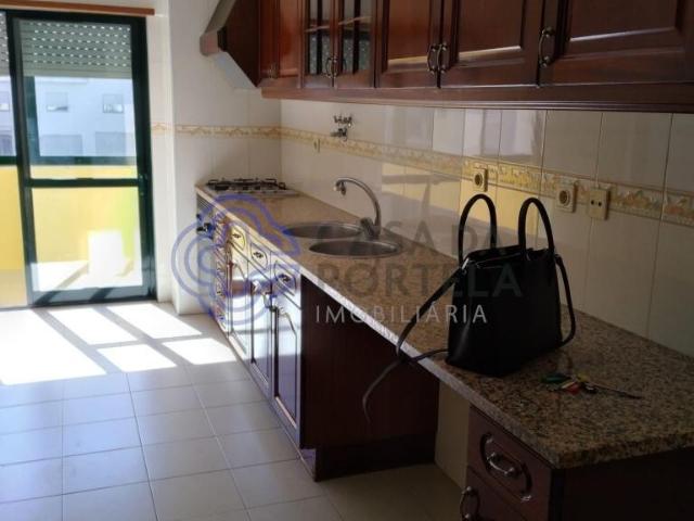 Apartamento T2 no Bairro Afonso Costa – Setúbal