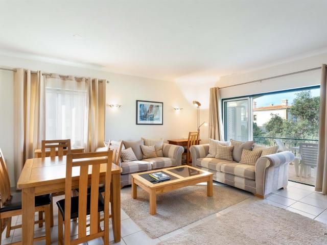 Apartamento T2 no campo de golfe do Gramacho – Algarve 113m² Lagoa e Carvoeiro