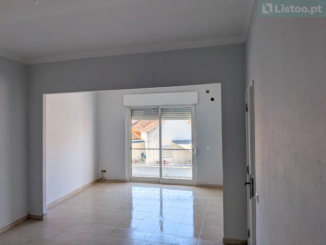 Apartamento T2 no Cartaxo, a 5 minutos a pé do centro