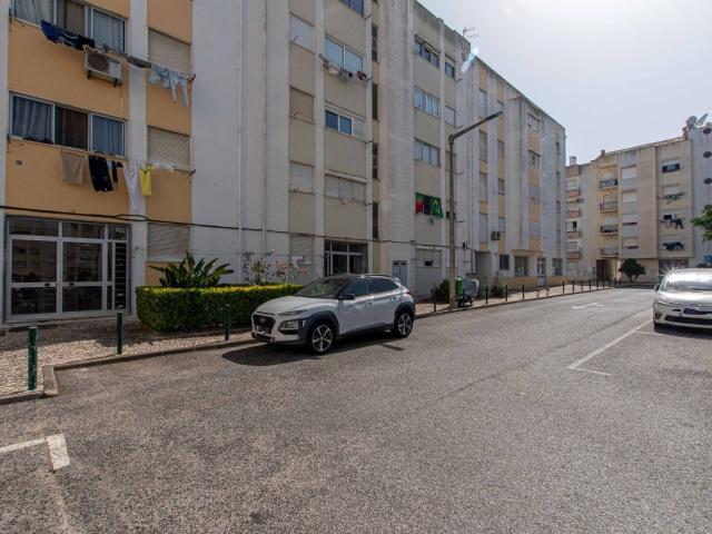 Apartamento T2 no Carregado, Alenquer | Arrendado até janeiro de 2027