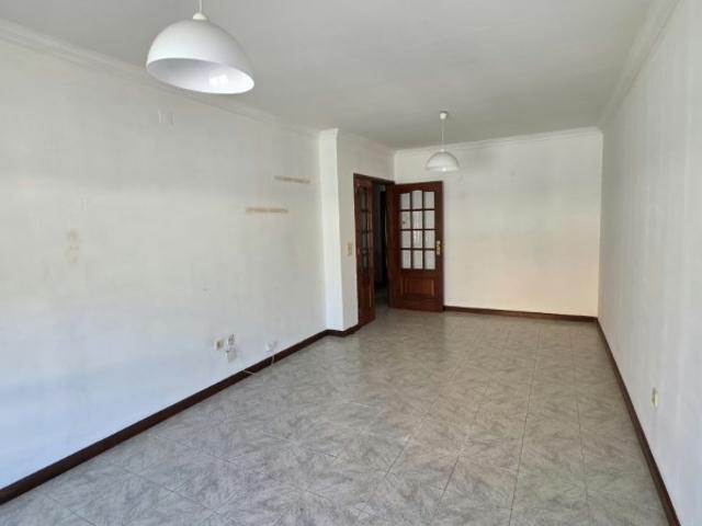 Apartamento T2 no Castêlo da Maia