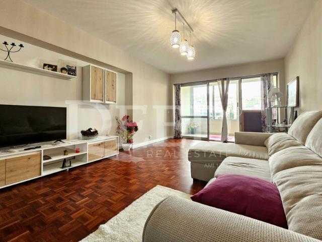 Apartamento T2 no Centro do Funchal Vista Montanha