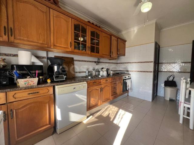 Apartamento T2 no centro do Samouco com elevador