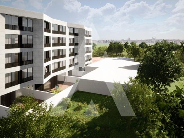 Apartamento T2, no centro da Vila de Oiã, Oliveira do Bairro, Aveiro
