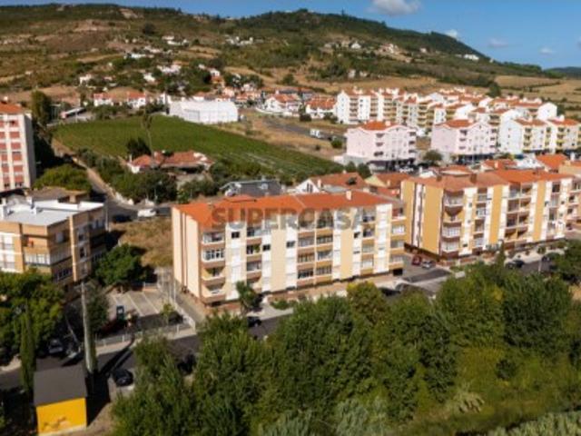Apartamento T2 no centro de Arruda dos Vinhos