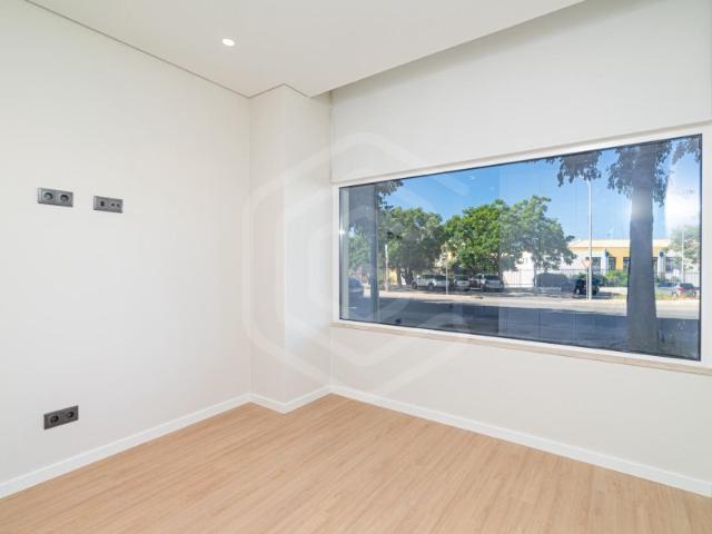 Apartamento T2 no centro de Estoi, Faro, Algarve