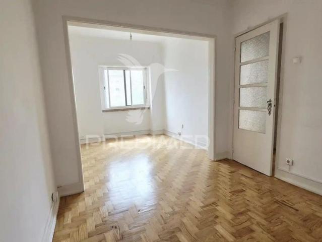 Apartamento t2 no centro de odivelas