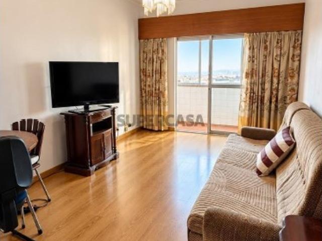 Apartamento T2 no centro de Odivelas a cerca de 10 minutos a pé do Metro