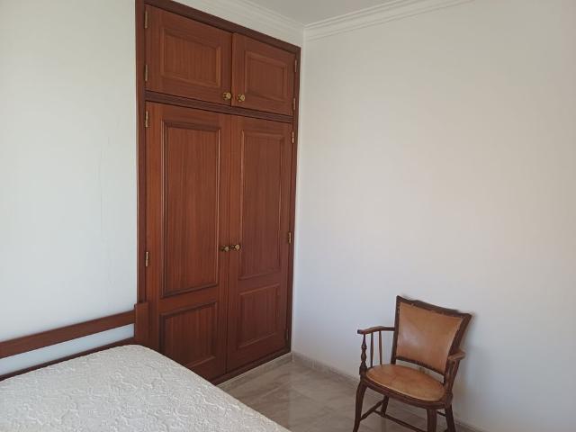 Apartamento T2 no Centro de Monte Gordo | 2 WC, Elevador e Excelentes Varandas Março Abril e Maio
