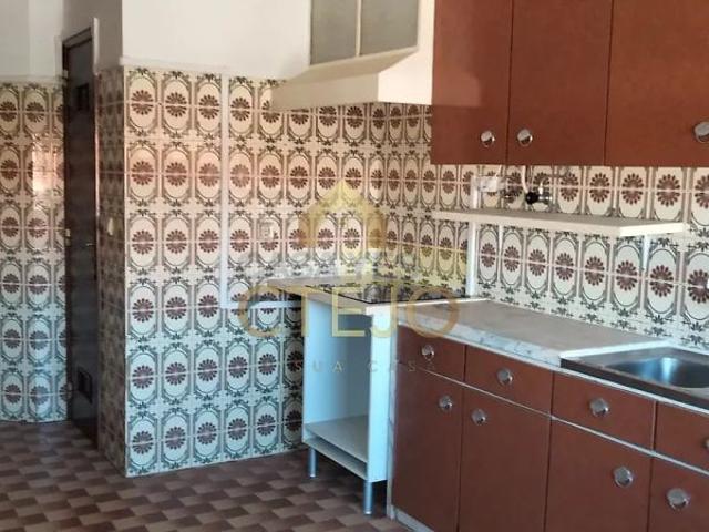 APARTAMENTO T2 NO CENTRO DE SÃO JOÃO DA TALHA PARA ARRENDAMENTO