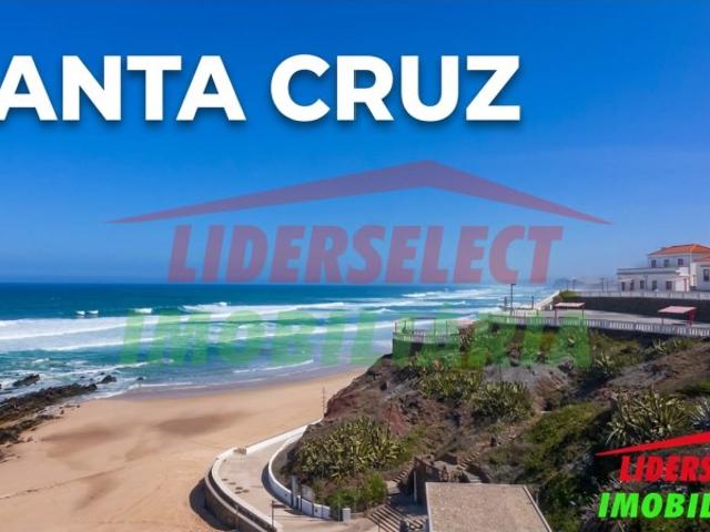 Apartamento T2 no centro de Santa Cruz