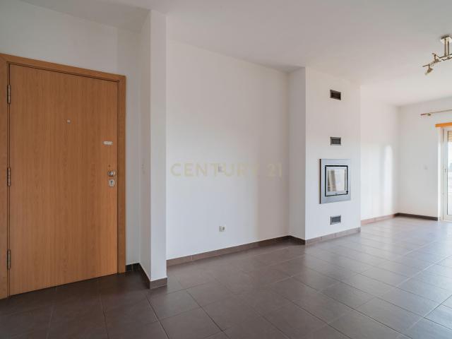 Apartamento T2 no centro de Pataias