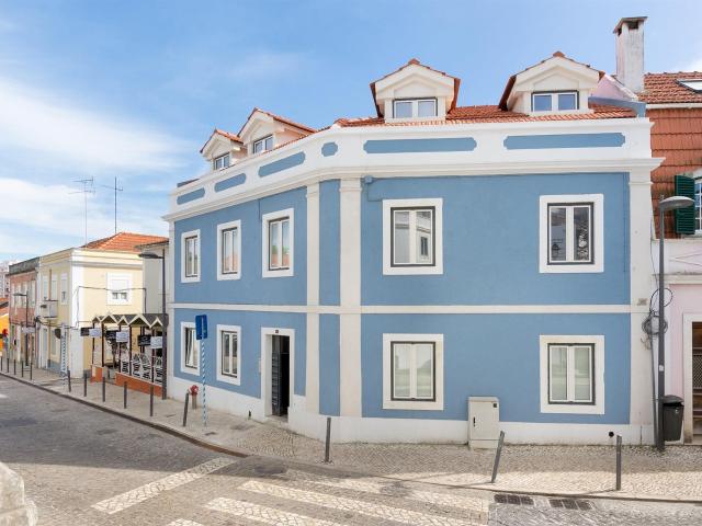 Apartamento T2 no centro histórico de Carnaxide m² Carnaxide