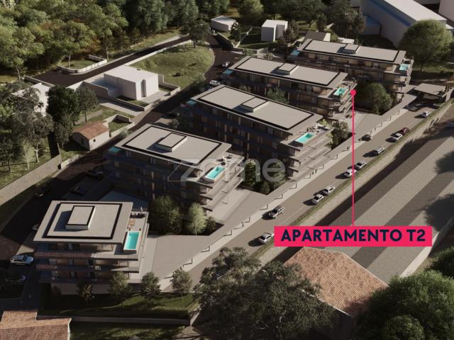 APARTAMENTO T2 NO EDIFÍCIO DO CARVALHAL