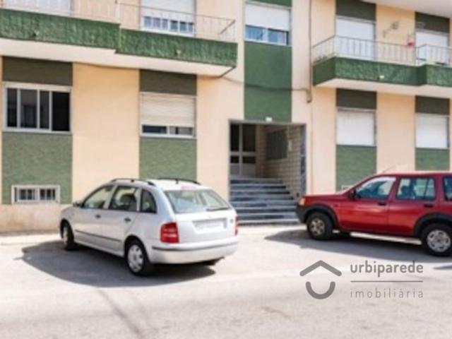 Apartamento T2, no Entroncamento, c/ parqueamento
