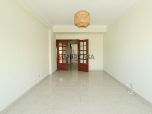 Apartamento T2 no Fogueteiro Seixal