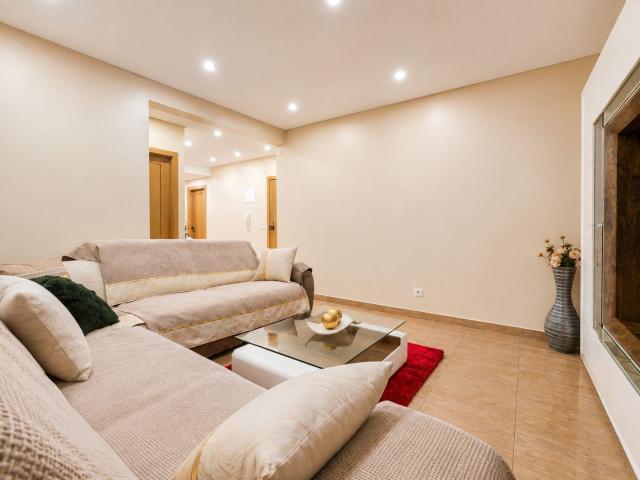 Apartamento T2 no Forte da Casa
