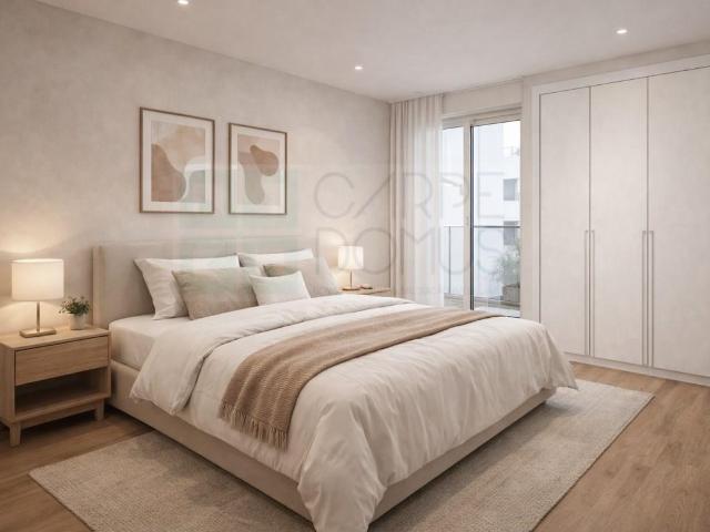 Apartamento T2 no Rés do Chão com Suite e Varandas 82m² Altura