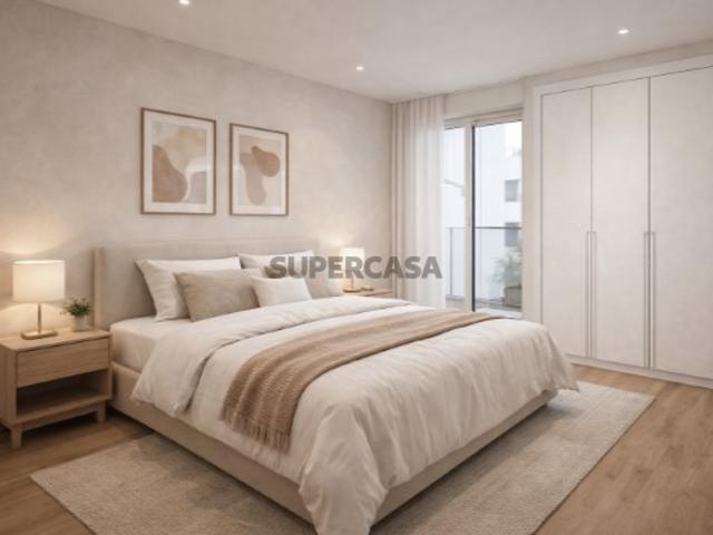 Apartamento T2 no Rés do Chão com Suite e Varandas