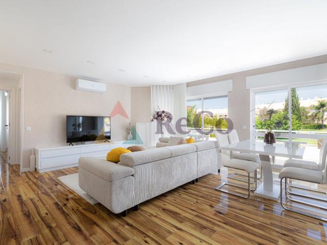 Apartamento T2 no rés do chão em Vilamoura 133m² Quarteira