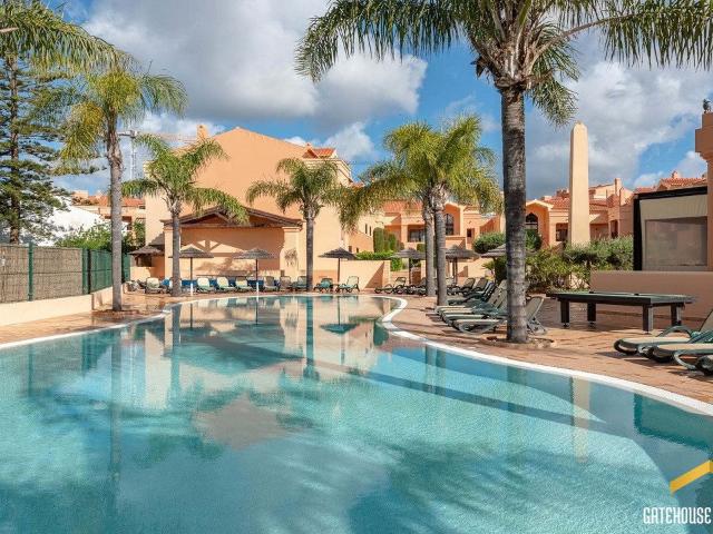 Apartamento T2 no rés do chão para venda em Luz, Algarve G. 117m² Luz