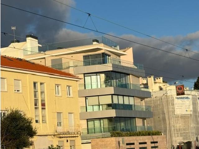 Apartamento T2 Novo a Estrear | Vista Rio Tejo | Luxo e Conforto