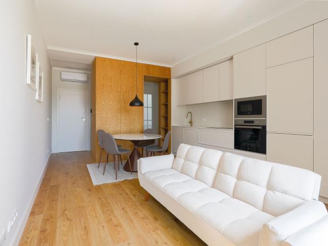 Apartamento T2 novo com terraço, equipado e mobilado, com lugar de garagem em S. Vítor em Braga para arrendamento