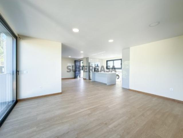 Apartamento T2 Novo com Vista Mar Edifício Bela Vista, Funchal