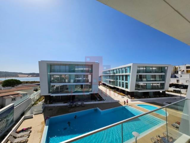 Apartamento T2 Novo com Vista para a Baía de São Martinho do Porto