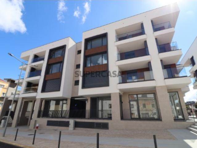 Apartamento T2 NOVO com acabamentos de LUXO