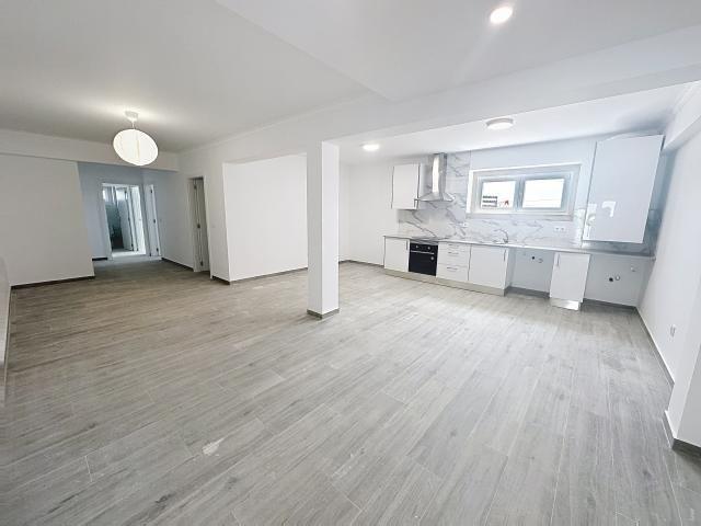 Apartamento T2 Novo com espaço exterior no Turcifal