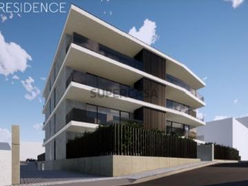Apartamento T2 novo com generosa varanda em Estarreja