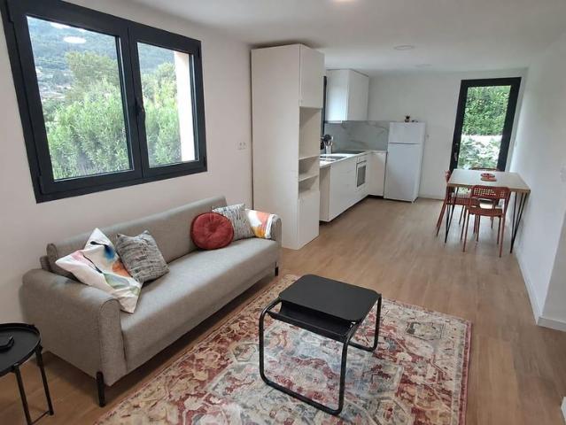 Apartamento T2 novo com jardim privativo