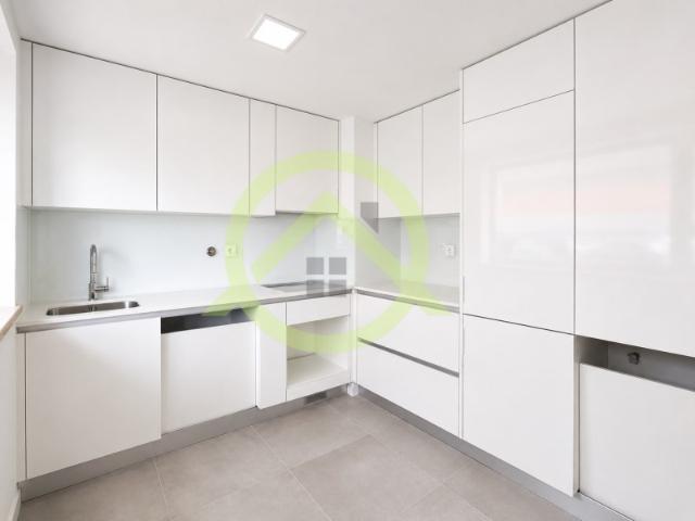 Apartamento T2 Novo com Parqueamento Junto à Praia | Figueira da Foz