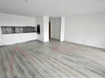 Apartamento T2 novo em Ferreiros C/ Fiador
