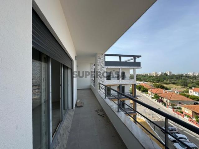 Apartamento T2 Novo em Paio Pires