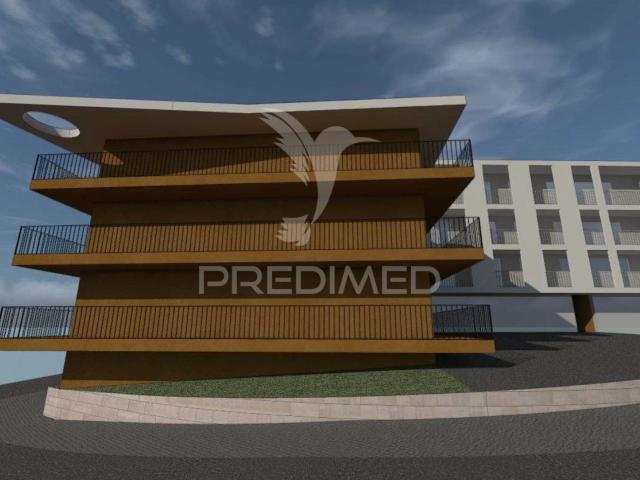 Apartamento T2 em Tondela | Fração N com Garagem, Elevador, Ar Condicionado e VMC