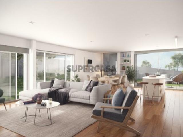 Apartamento T2 Novo junto à Avenida da Boavista Porto