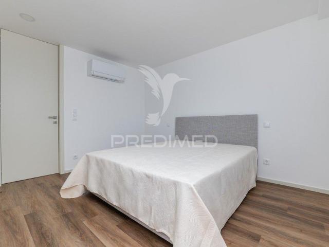 Apartamento t2 novo para arrendamento mobilado e equipado