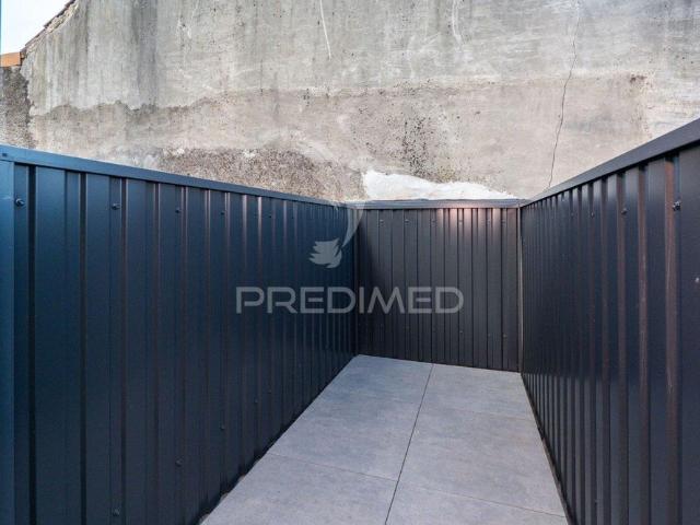 Apartamento t2 novo para arrendamento mobilado e equipado