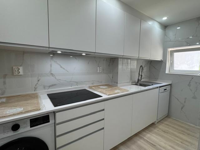 Apartamento T2 novo para arrendar na zona central de Coimbra. Dispõe de 2 quartos e área útil de 80,40 m²