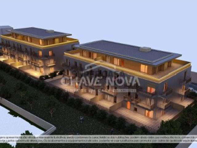 Apartamento T2 Novo Penúltimo Piso c/ 2 Lugares de Garagem em Arcozelo