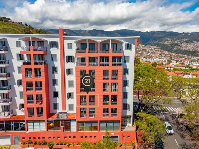 Apartamento T2 – Oportunidade de Valorização no Funchal 93m² São Martinho