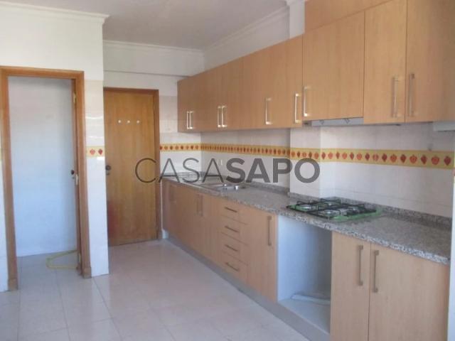 Apartamento T2 para alugar em Torres Vedras