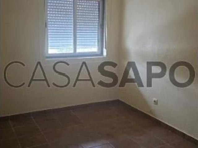 Apartamento T2 para alugar em Abrantes