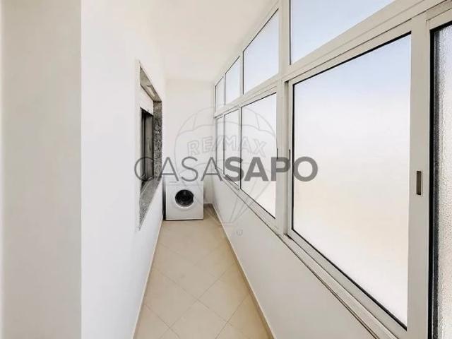 Apartamento T2 para alugar em Almada
