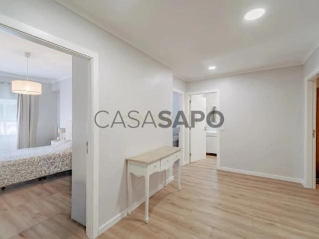 Apartamento T2 para alugar em Almada