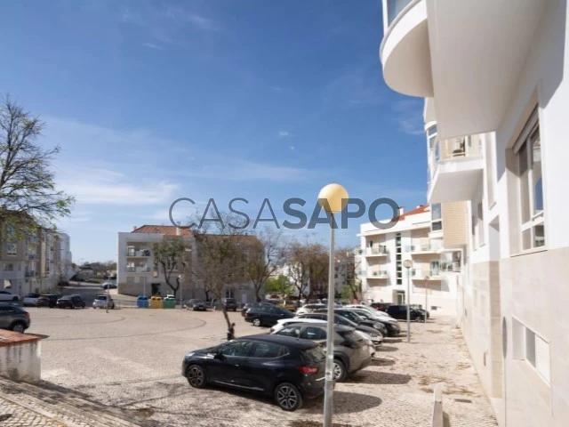 Apartamento T2 para alugar em Almada