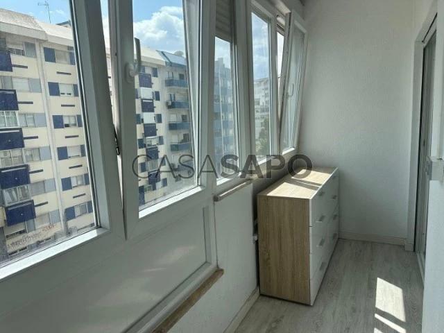 Apartamento T2 para alugar em Almada